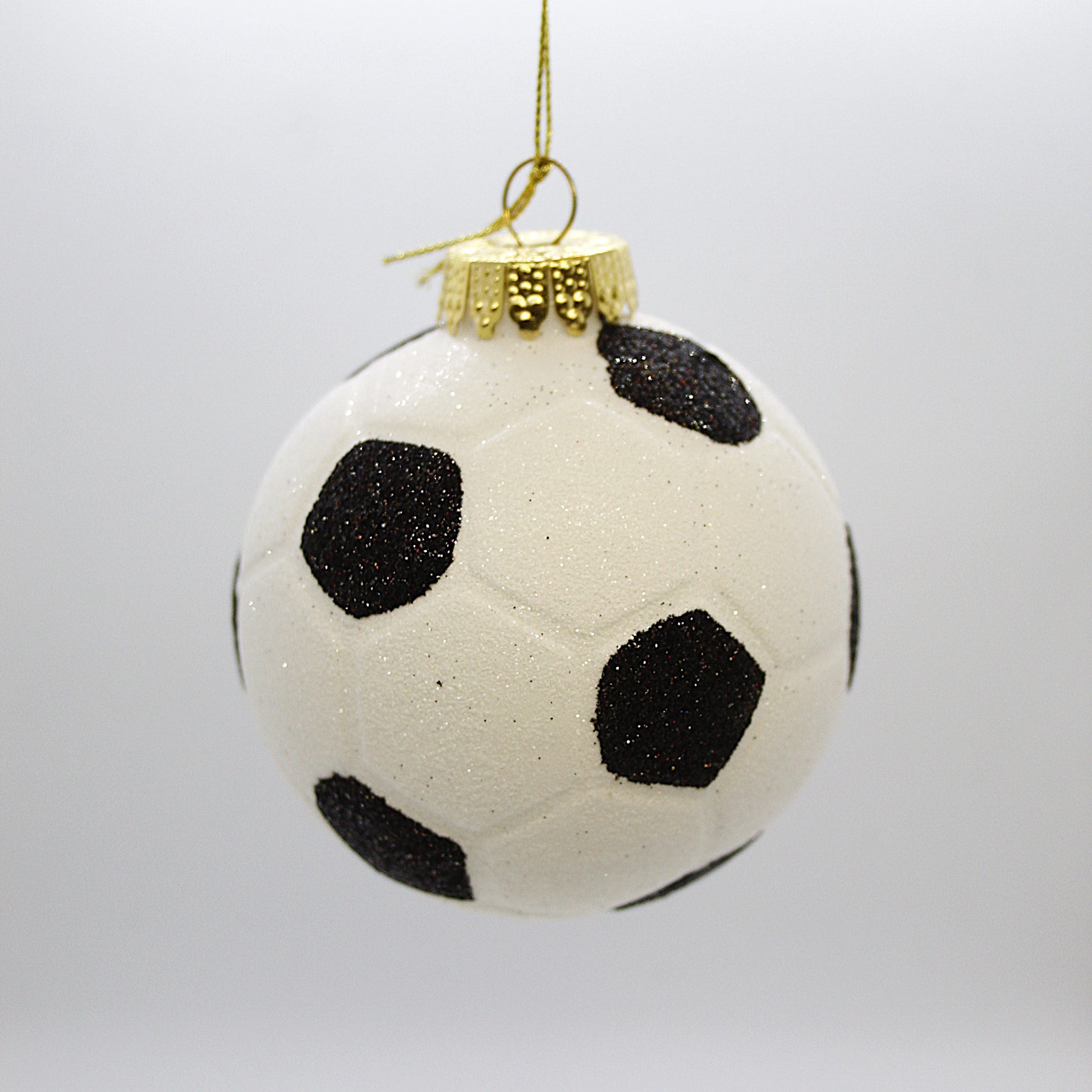 Voetbal Kerstbal – Glazen Sport Ornament 8 cm
